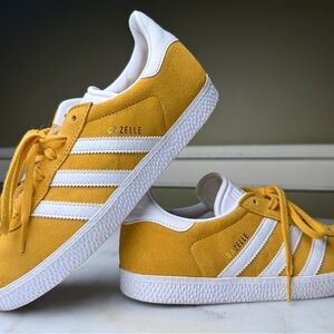 Adidas Yellow Gazelle Crew Sneakers, US 6M $120 MSRP
